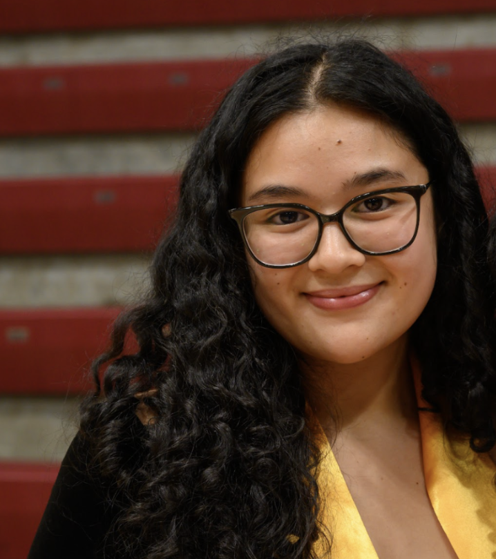 Isabel Espinoza headshot