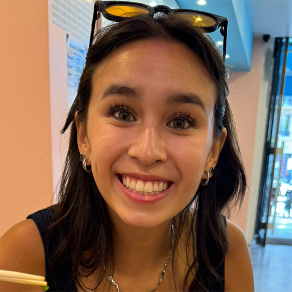 Sydney Nguyen headshot