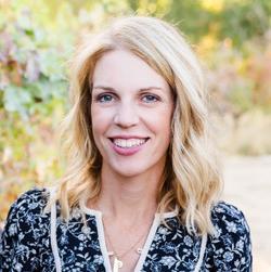 Meg Gudeigersson headshot