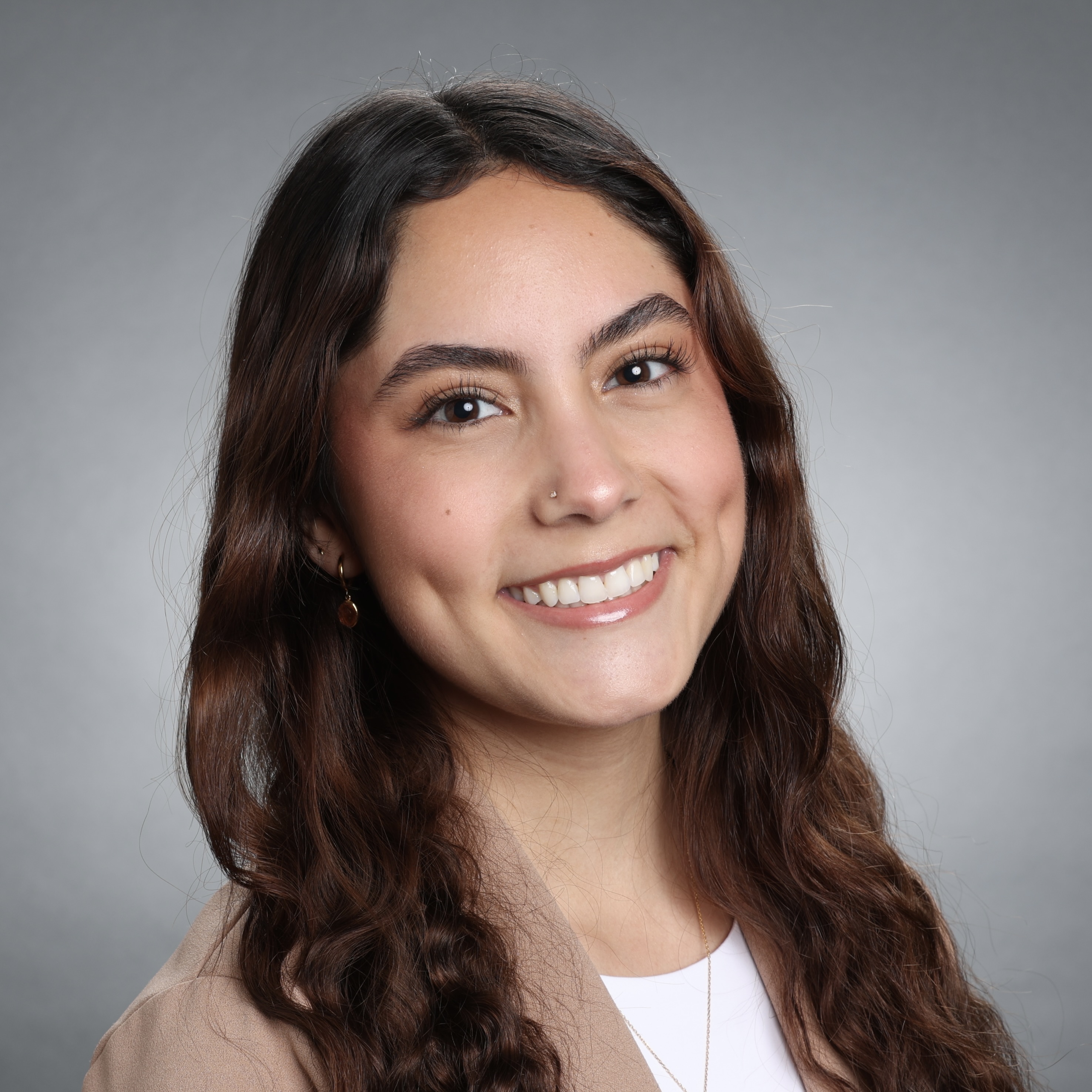 Alondra Flores Aguilera 