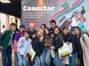 SM25 Chile - Group at the Universidad Alberto Hurtado Campus connecting with Chilean students and learning about the Jesuit Global Network