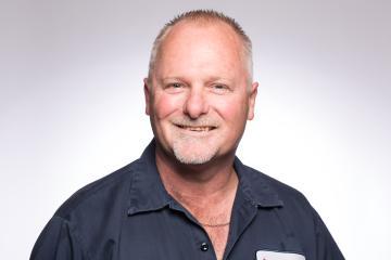 Rich  Tunstall image