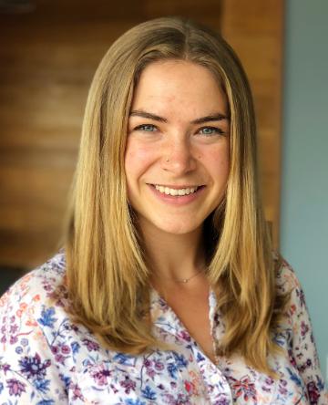 Caroline Read Headshot