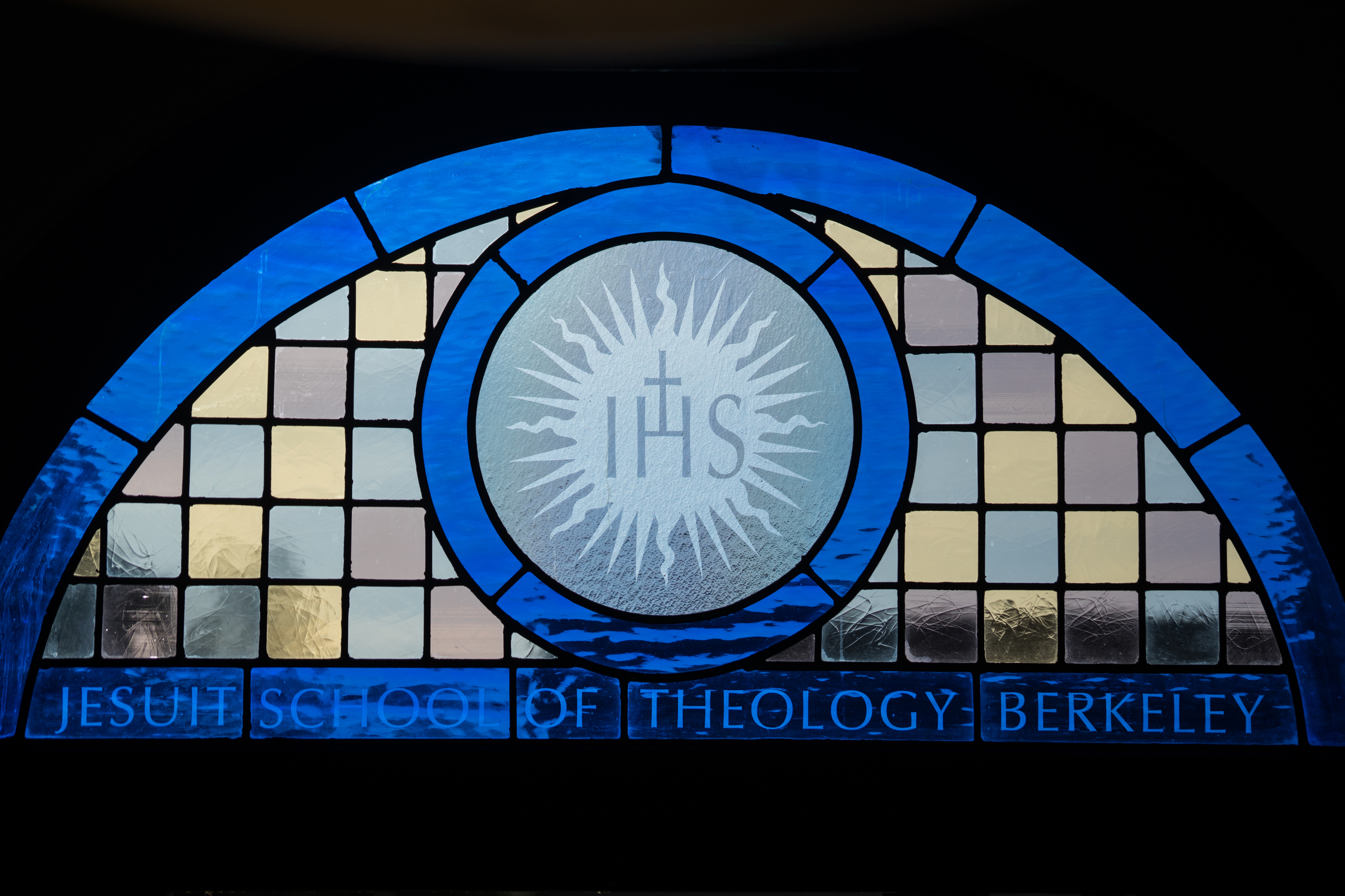 Image links to full content