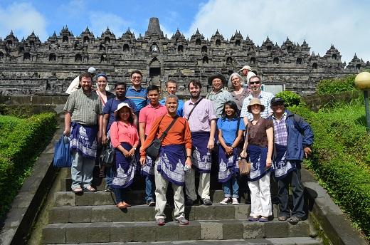 Tran Indonesia Immersion image link to story