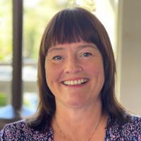 Square crop for headshot