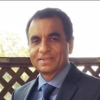 Adjunct Lecturer of Finance Manish Tewari