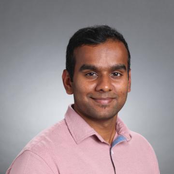 MBA Ambassador Praveen Ilango headshot