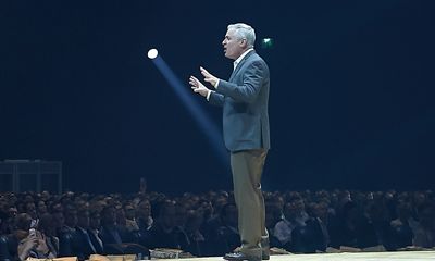 Patrick Lencioni talking on stage