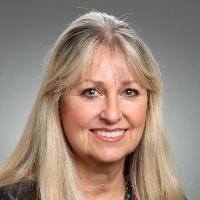 Assistant Director, MBA Programs, Laura-Anne Dapper Head Shot