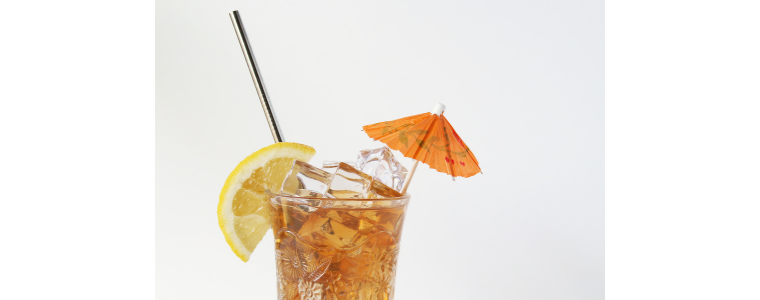 Photo of a glass of ice tea