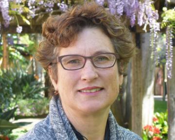 Leslie Gray