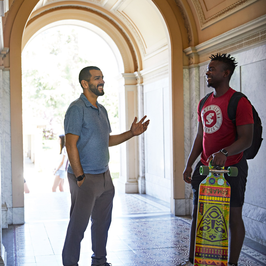 Students talking with eachother 