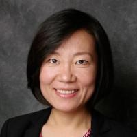 Finance Professor Carrie Pan Head Shot
