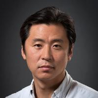 Finance Professor Sam Lee Head Shot